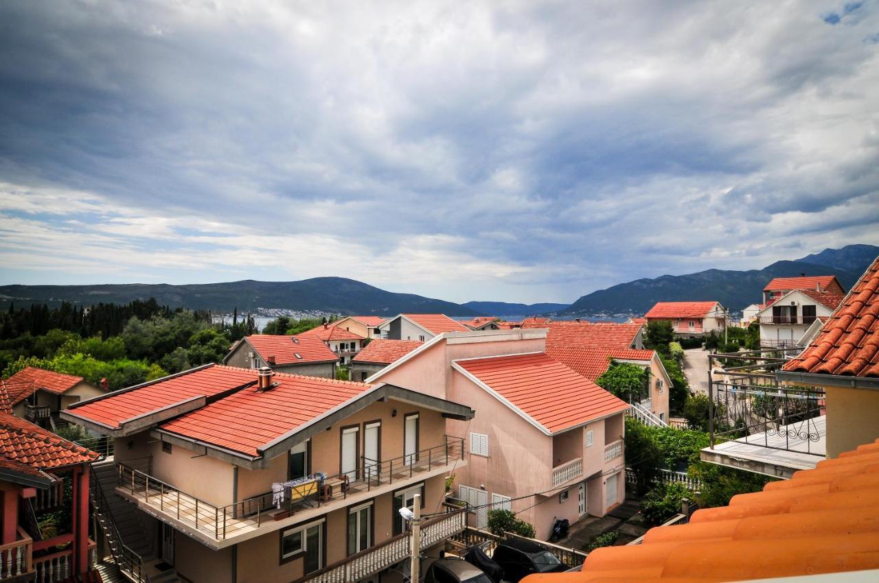 Milosavljevic Apartments Tivat Exterior foto