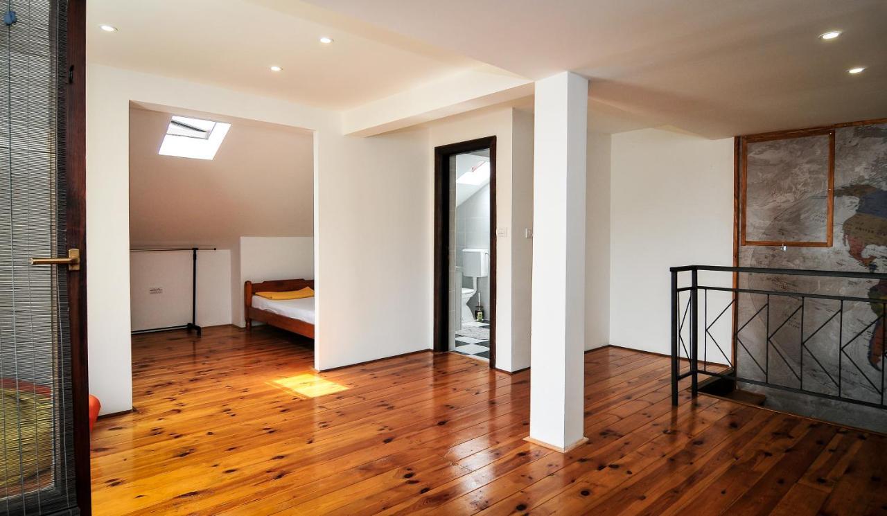 Milosavljevic Apartments Tivat Exterior foto